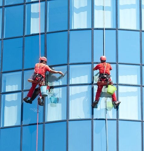 Мытье фасадов промальпинистами в Керчи